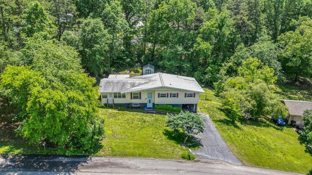 2524 Lyons Lane, Soddy Daisy, TN 37379