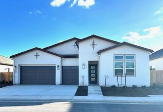 1604 Heirloom Avenue, Clovis, CA 93619