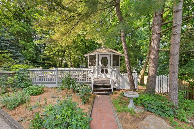 324 W Elm Street, Granville, OH 43023