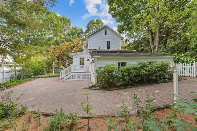 324 W Elm Street, Granville, OH 43023