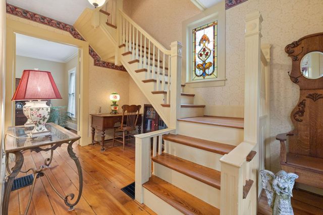 324 W Elm Street, Granville, OH 43023