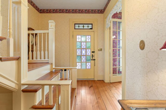 324 W Elm Street, Granville, OH 43023