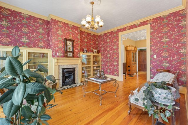 324 W Elm Street, Granville, OH 43023