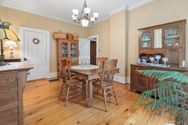 324 W Elm Street, Granville, OH 43023