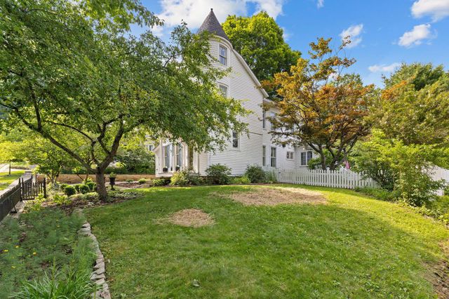 324 W Elm Street, Granville, OH 43023