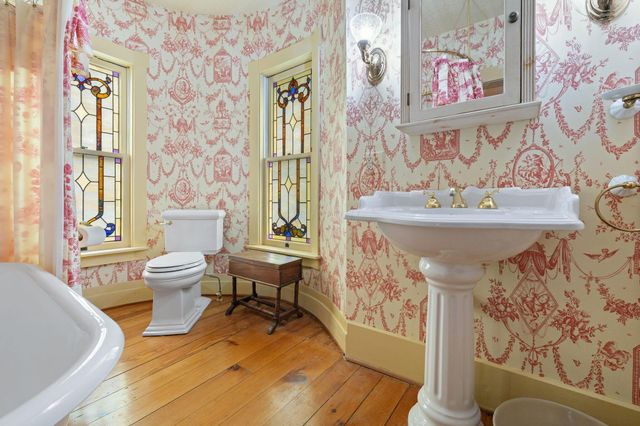 324 W Elm Street, Granville, OH 43023