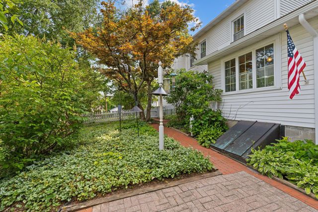 324 W Elm Street, Granville, OH 43023