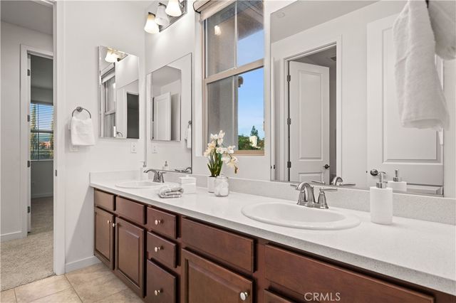 3811 Snapdragon Way, Yorba Linda, CA 92886