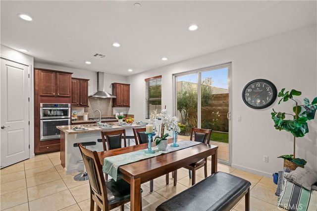 3811 Snapdragon Way, Yorba Linda, CA 92886