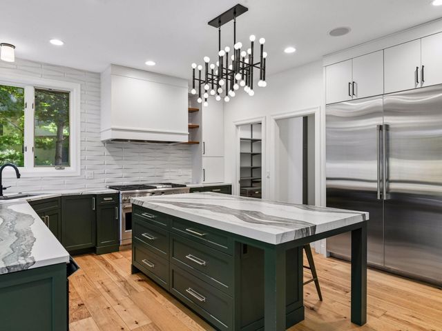 25695 Maple View Court, Shorewood, MN 55331