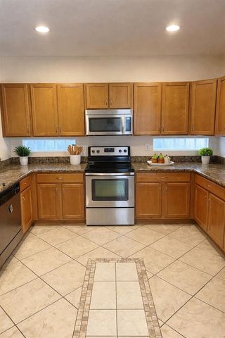 870 Gazetta Way, West Palm Beach, FL 33413