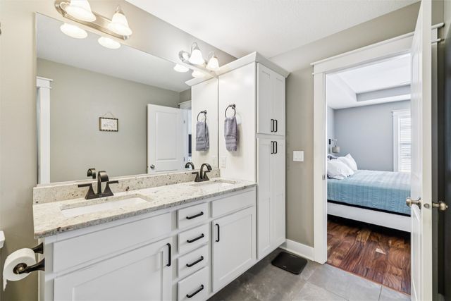 805 SE 14th Street, Grimes, IA 50111