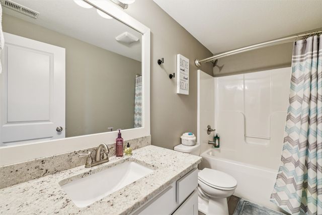 805 SE 14th Street, Grimes, IA 50111