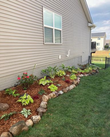 805 SE 14th Street, Grimes, IA 50111