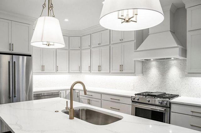 3556 Harper Woods Lane, Lexington, KY 40515