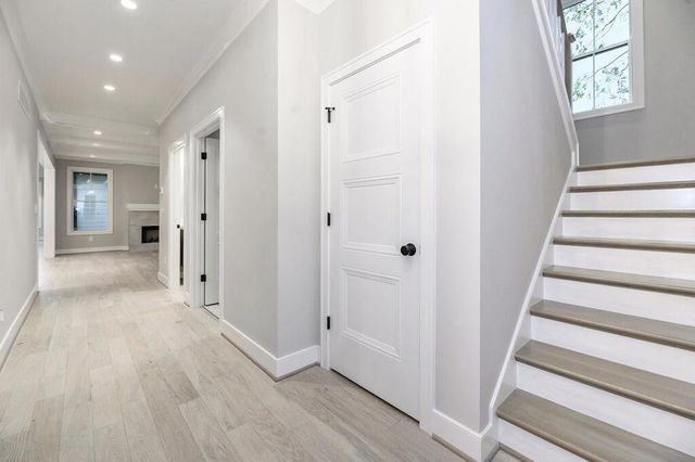 3556 Harper Woods Lane, Lexington, KY 40515