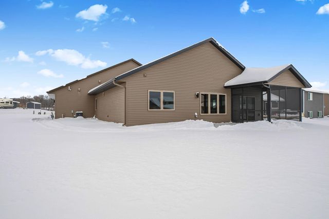 1317 Iris Lane, Saint Joseph, MN 56374