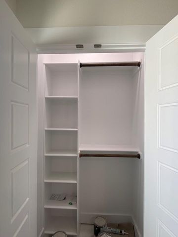 207 NE 5th St, Andrews, TX 79714