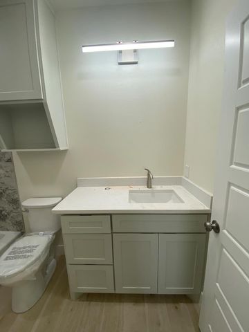 207 NE 5th St, Andrews, TX 79714