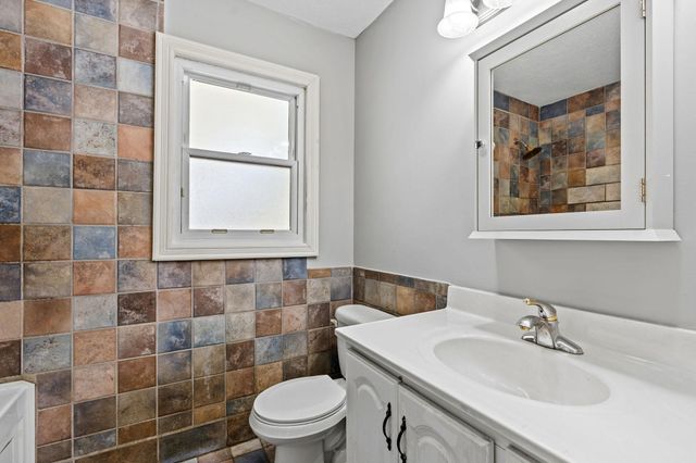 8207 3rd Avenue S, Bloomington, MN 55420