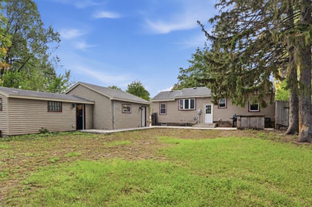 8207 3rd Avenue S, Bloomington, MN 55420