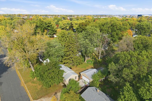 8207 3rd Avenue S, Bloomington, MN 55420