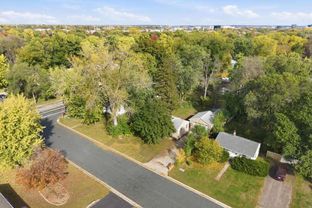8207 3rd Avenue S, Bloomington, MN 55420