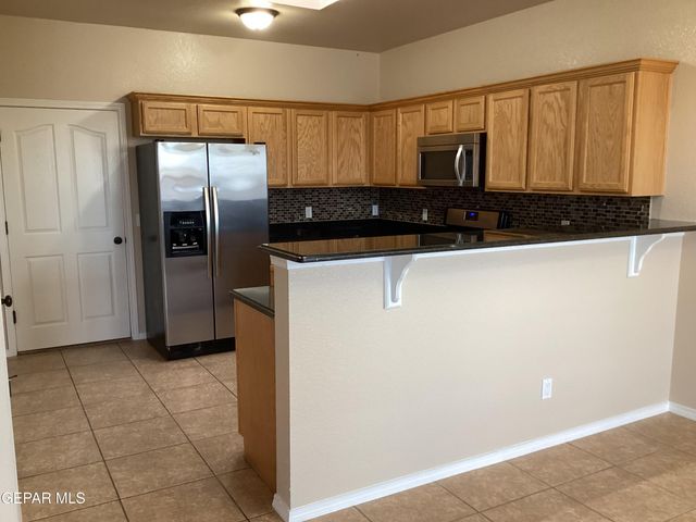 5925 Speyside Drive, Sunland Park, NM 88063