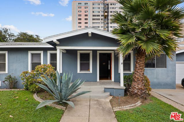 602 California Avenue, Santa Monica, CA 90403