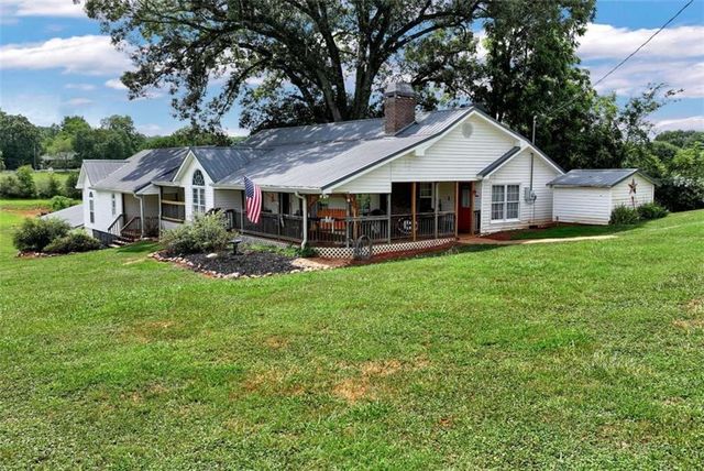 6009 Holly Springs Road, Pendergrass, GA 30567