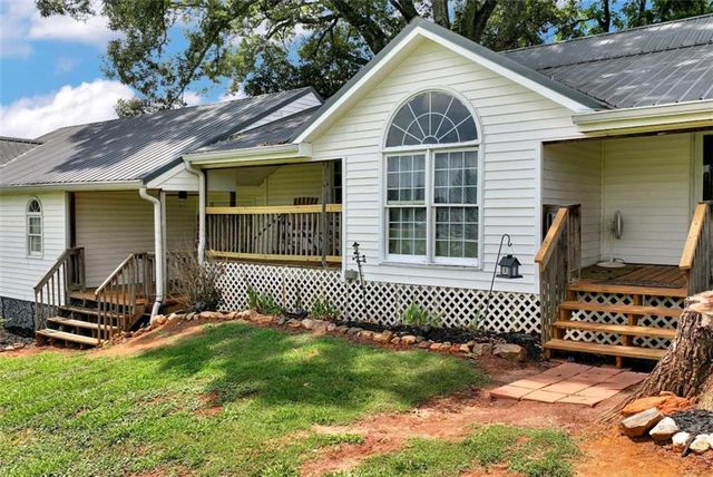 6009 Holly Springs Road, Pendergrass, GA 30567