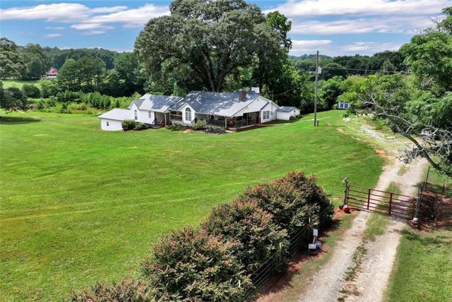 6009 Holly Springs Road, Pendergrass, GA 30567