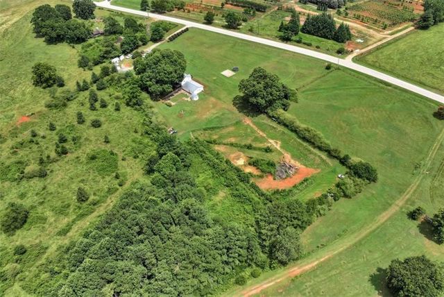 6009 Holly Springs Road, Pendergrass, GA 30567