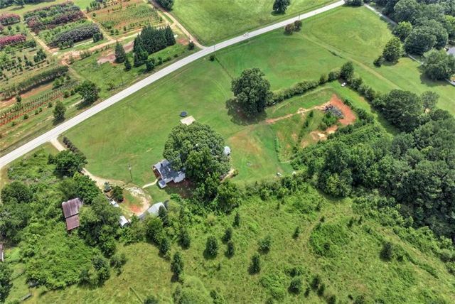 6009 Holly Springs Road, Pendergrass, GA 30567