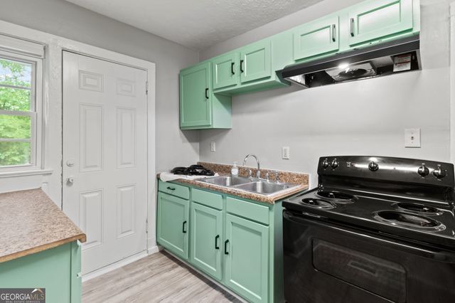 181 Holderness Street SW, Atlanta, GA 30314