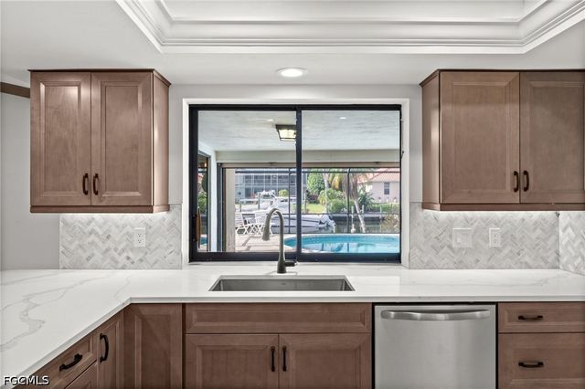 1216 SW 53rd ST, Cape Coral, FL 33914