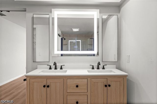 1216 SW 53rd ST, Cape Coral, FL 33914