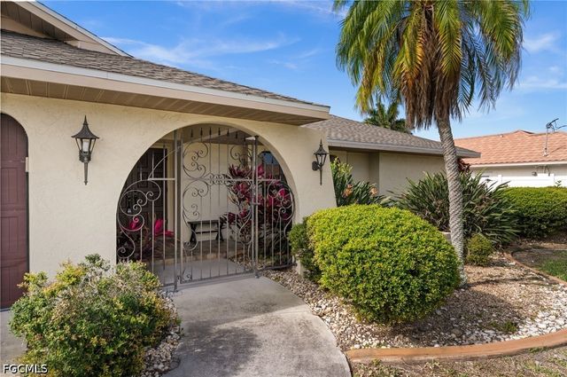 1216 SW 53rd ST, Cape Coral, FL 33914