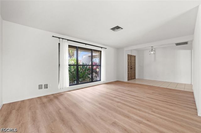 1216 SW 53rd ST, Cape Coral, FL 33914