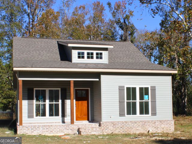 126 Woods Avenue, Portal, GA 30450