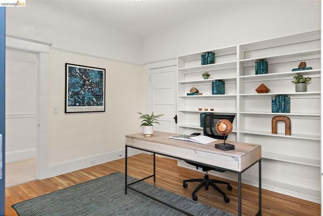 2259 Derby St, Berkeley, CA 94705