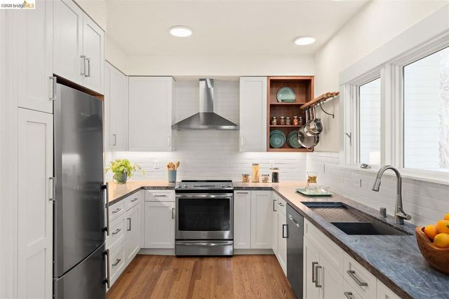 2259 Derby St, Berkeley, CA 94705