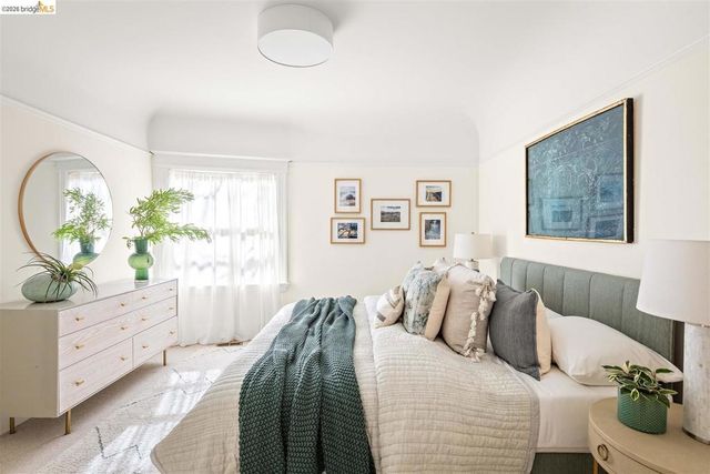 2259 Derby St, Berkeley, CA 94705