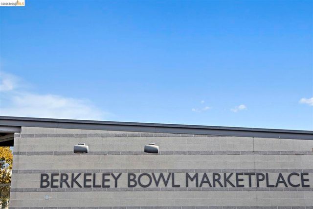 2259 Derby St, Berkeley, CA 94705