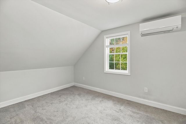588 Main St, West Newbury, MA 01985