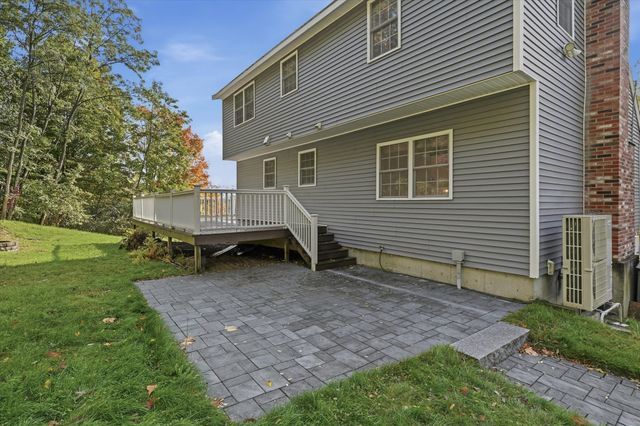 588 Main St, West Newbury, MA 01985