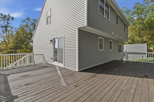 588 Main St, West Newbury, MA 01985