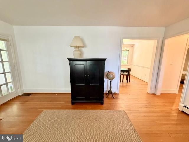 811 FOREST GLEN RD, Silver Spring, MD 20901