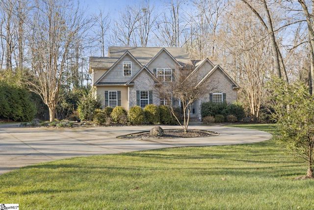 204 Cove Harbor Court, Taylors, SC 29687