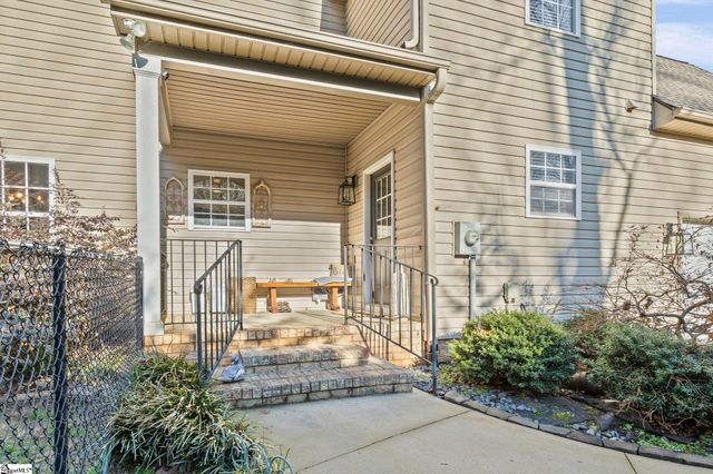 204 Cove Harbor Court, Taylors, SC 29687